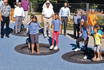 Trampolin Spielplatz